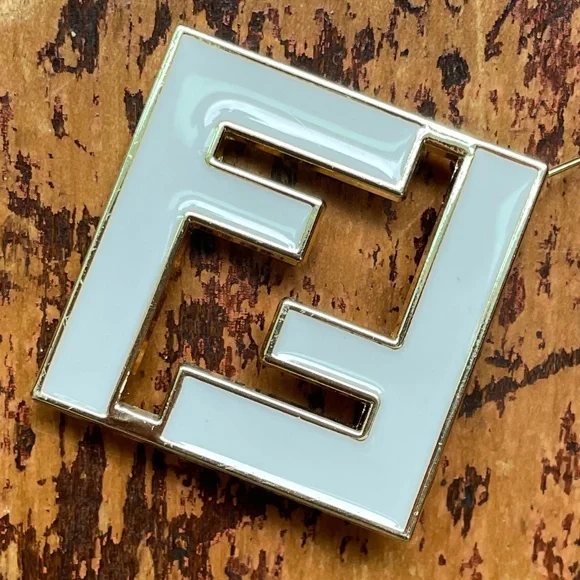 vintage Forever Fendi FF pin - Picture 4 of 5